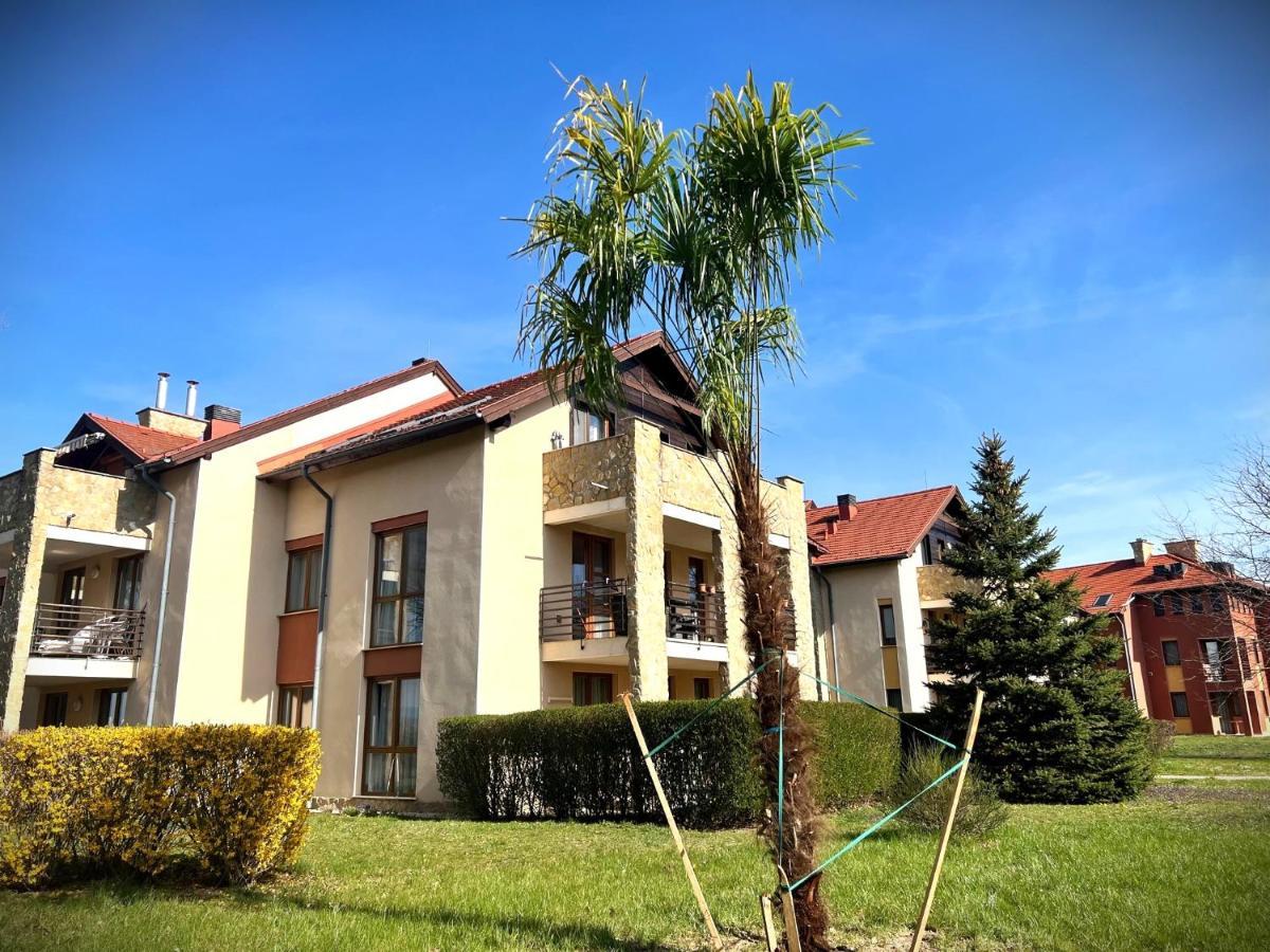 Luxus Golf Apartment Bük Exterior foto