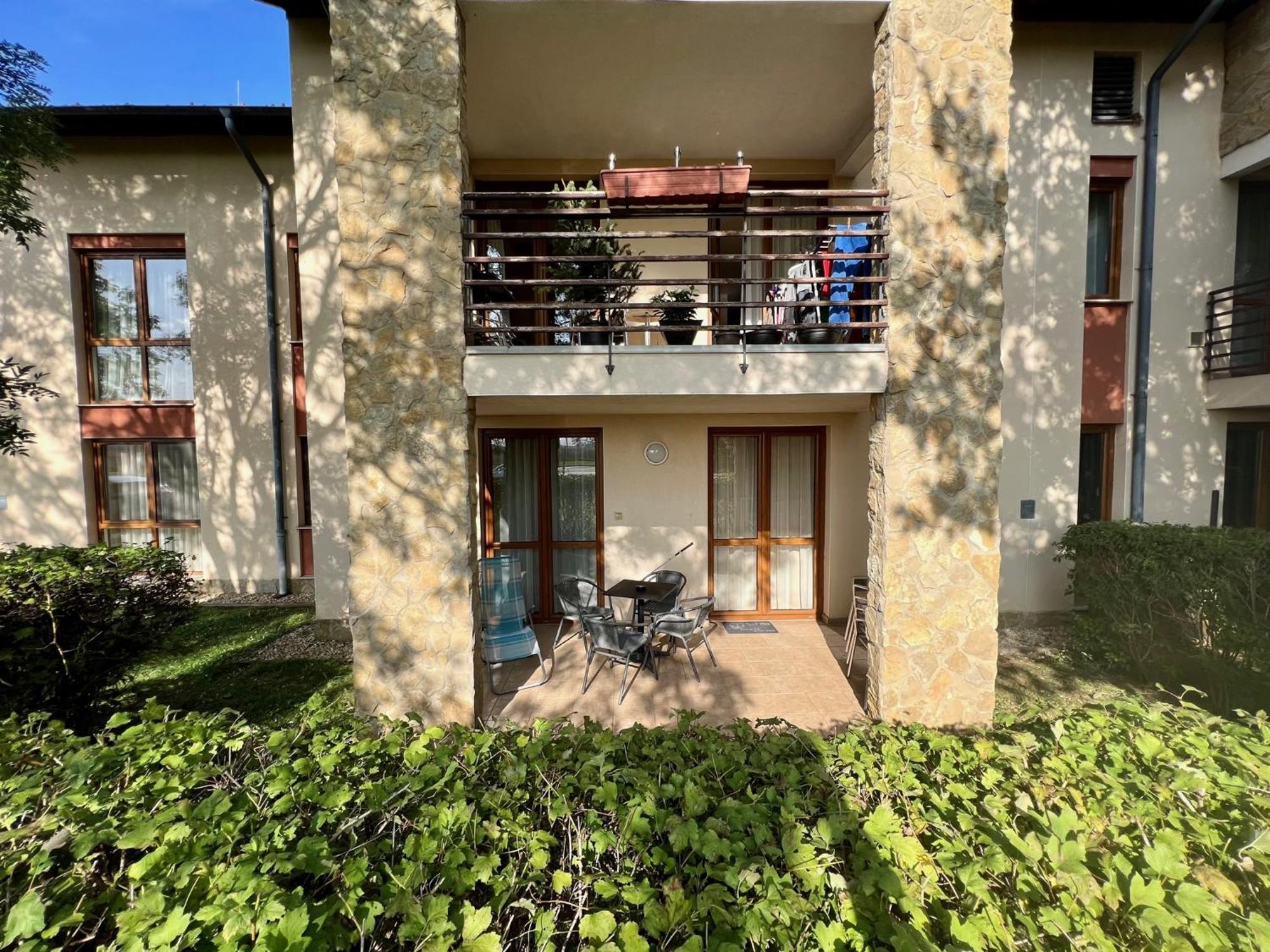 Luxus Golf Apartment Bük Exterior foto